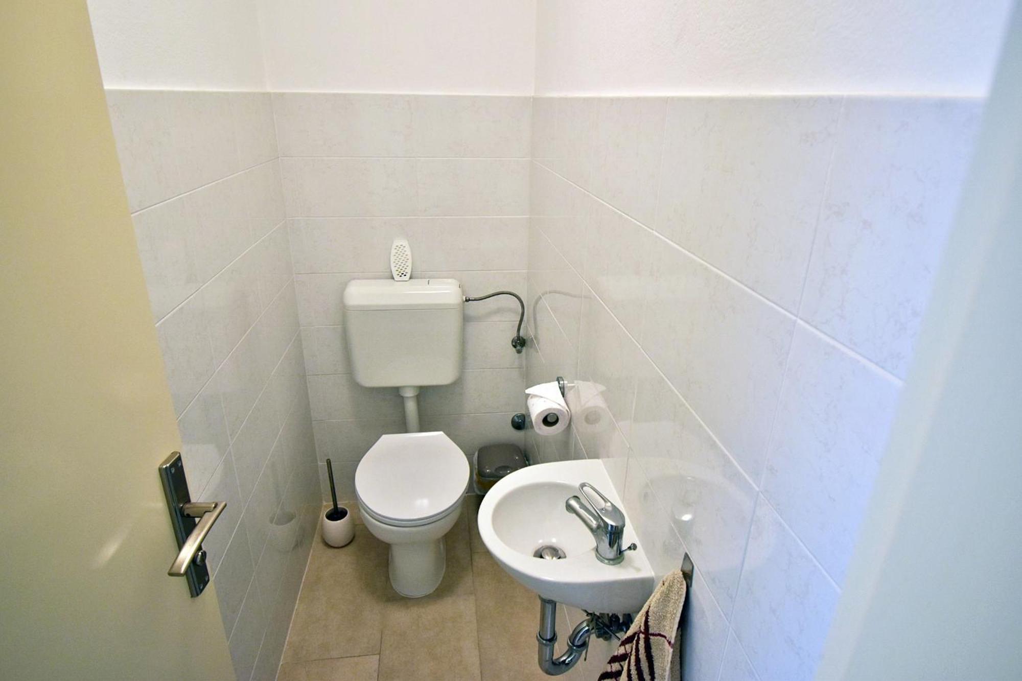 Apartment Navy Near The Beach Pula Exterior photo
