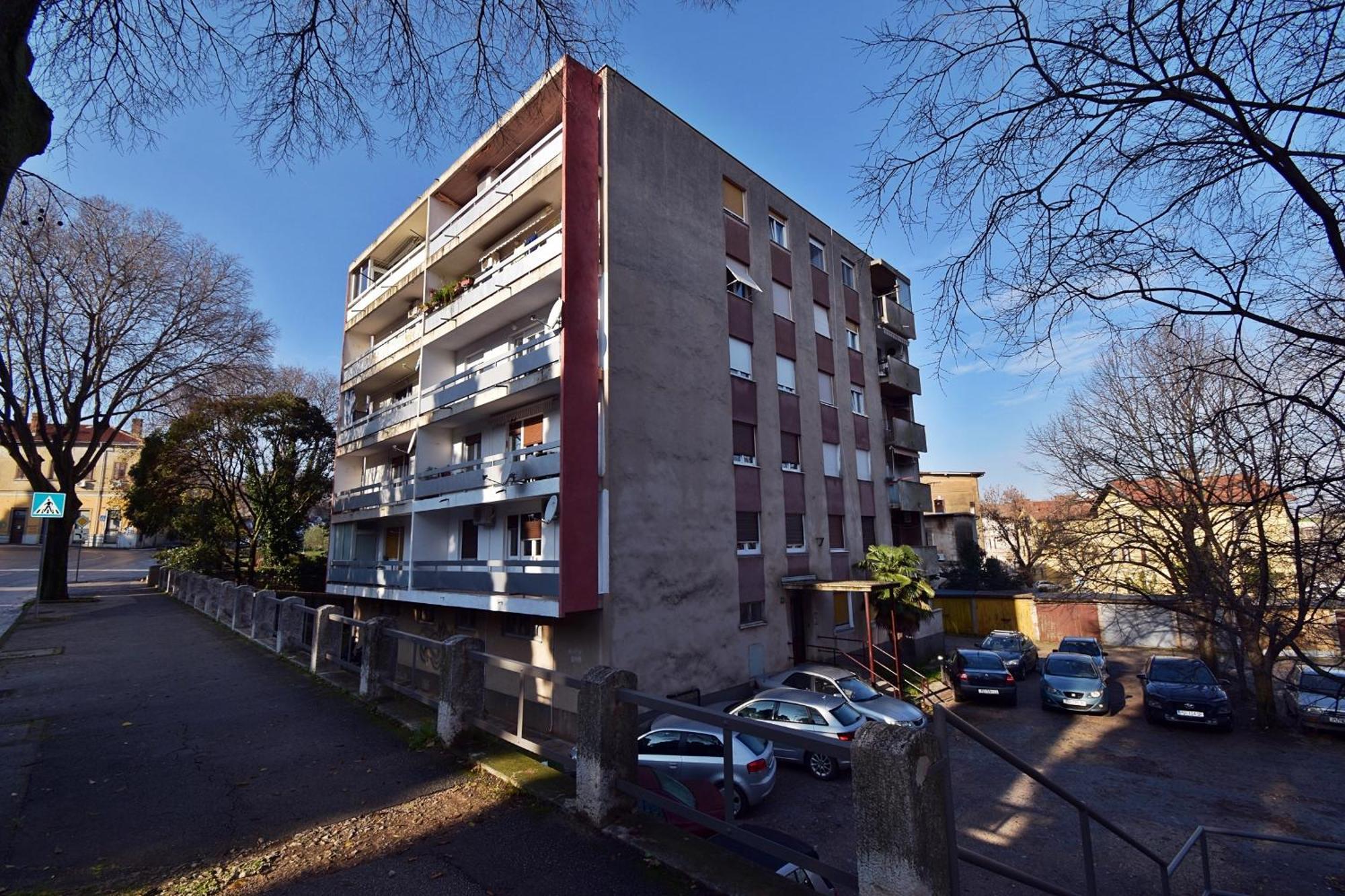 Apartment Navy Near The Beach Pula Exterior photo